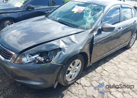 2010 Honda Accord 2.4 Lx from USA, damaged, VIN 1HGCP2F32AA082297